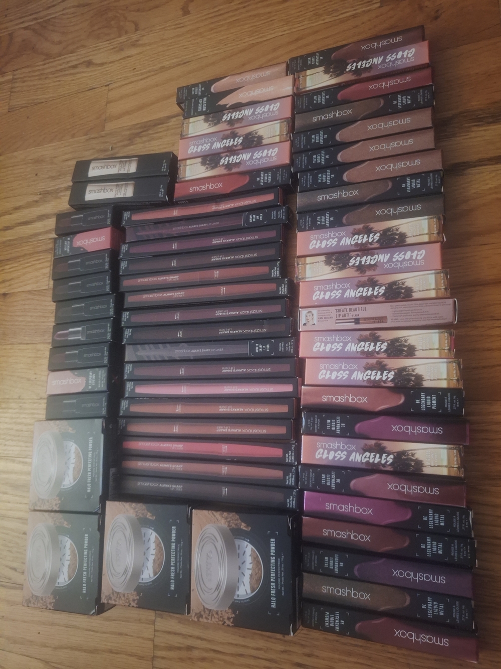 Smashbox Lipstick & Lip Gloss Set in Mixed Nude and Pink Shades - Picture 3 of 4